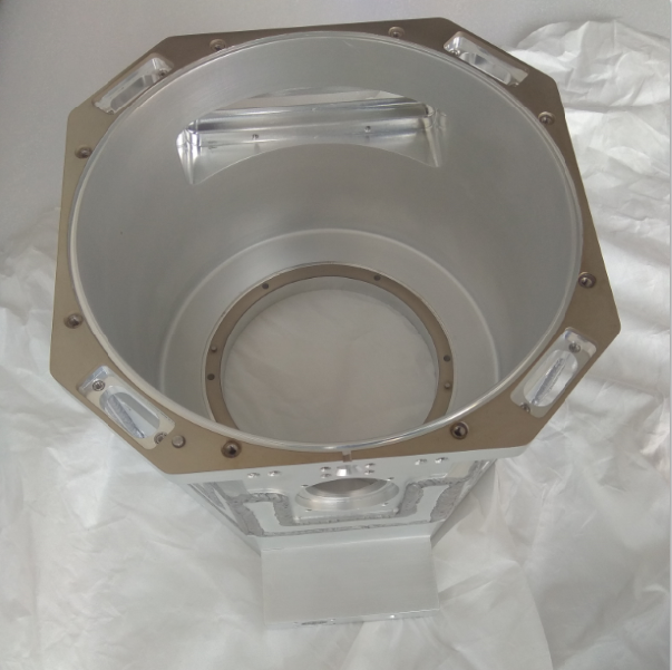 半导体设备零组件